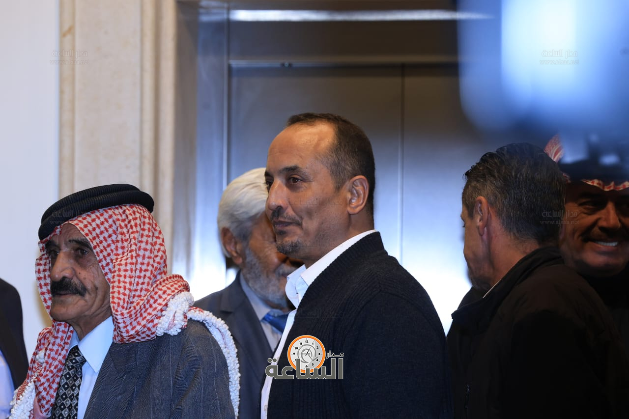 Madar Al-Saa Images 0.8113792441770584