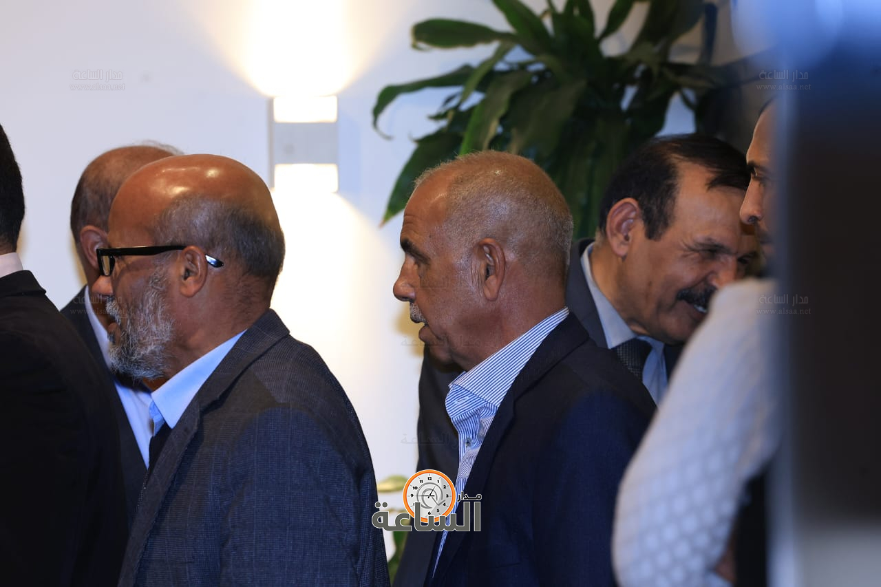 Madar Al-Saa Images 0.595216918246391