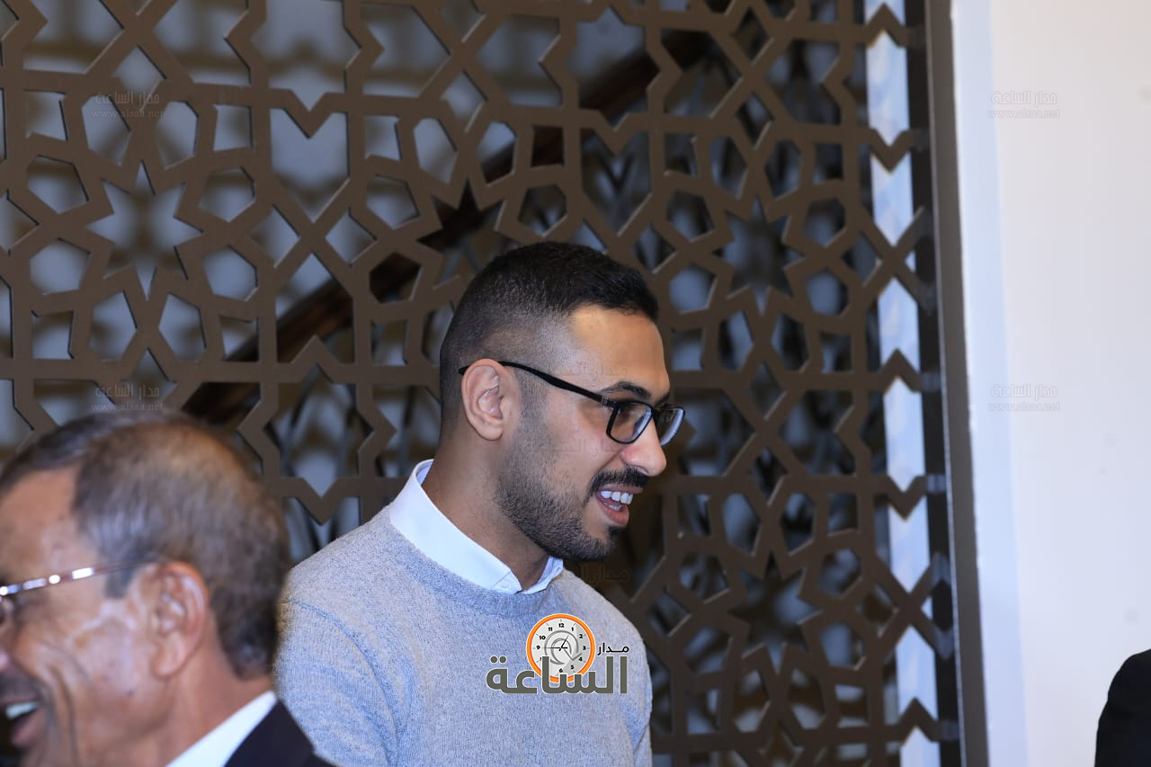 Madar Al-Saa Images 0.3739063048430066