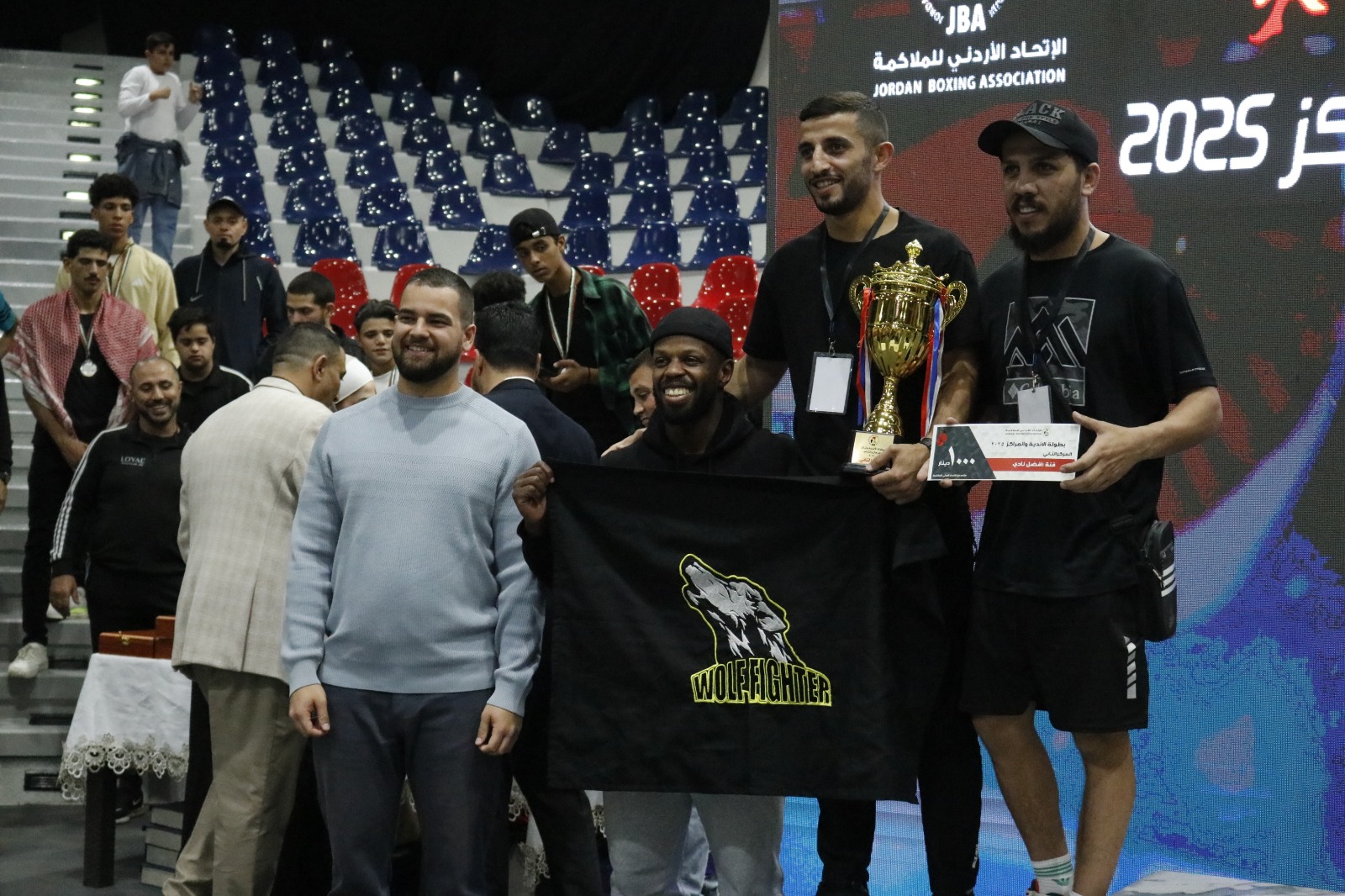 Madar Al-Saa Images 0.49953009735010645