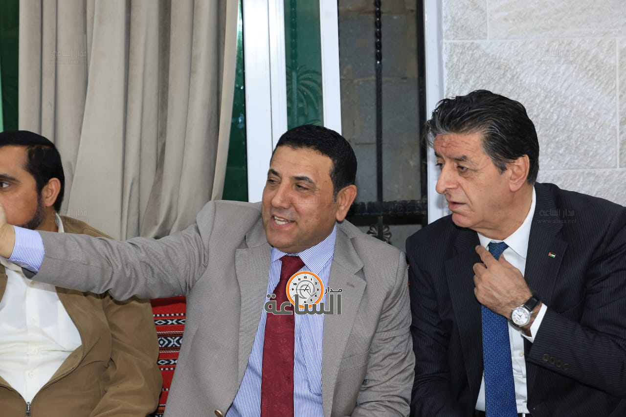 Madar Al-Saa Images 0.42635990660279877