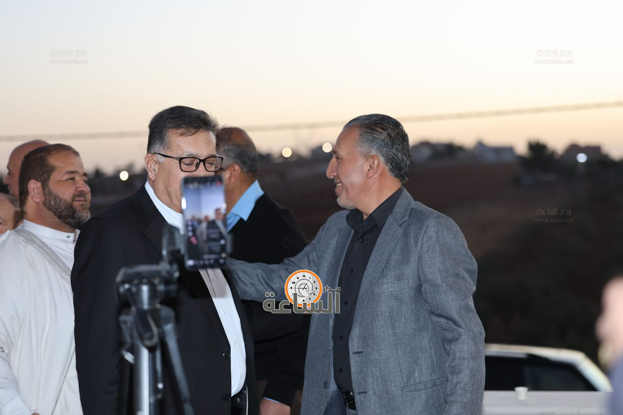 Madar Al-Saa Images 0.7029952185625987