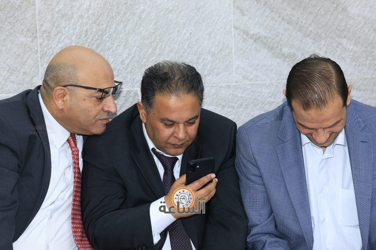 Madar Al-Saa Images 0.9914258949114698