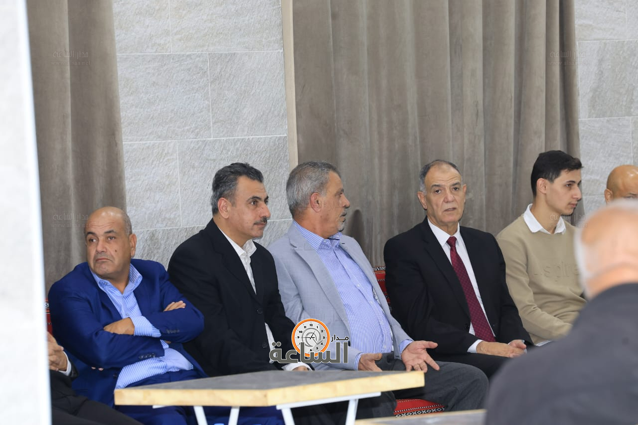 Madar Al-Saa Images 0.9148242400511478