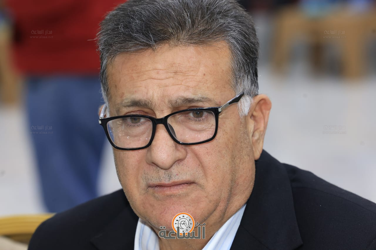 Madar Al-Saa Images 0.42456425769412043