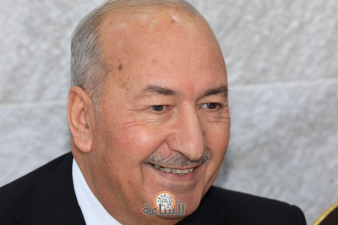 Madar Al-Saa Images 0.7937948406061583