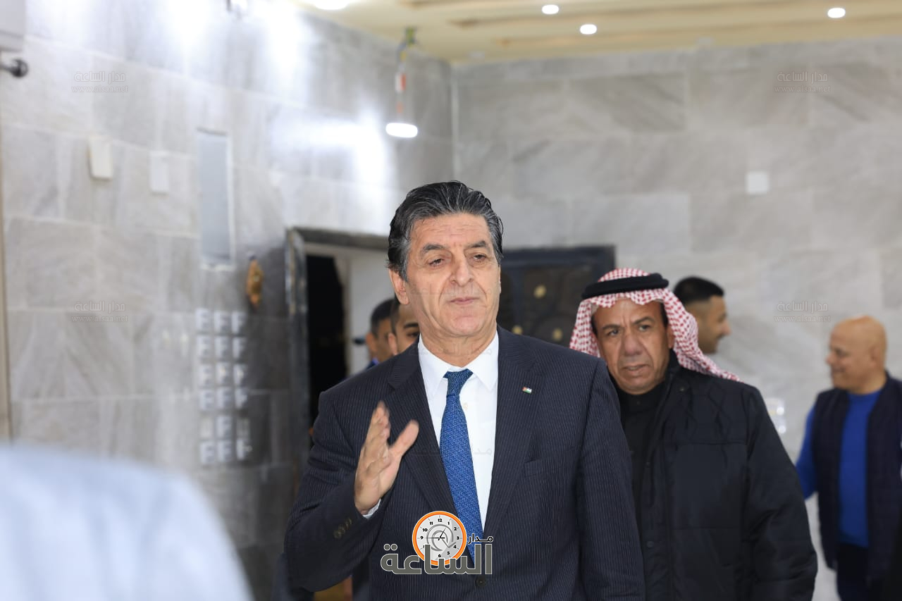 Madar Al-Saa Images 0.4815461850249383