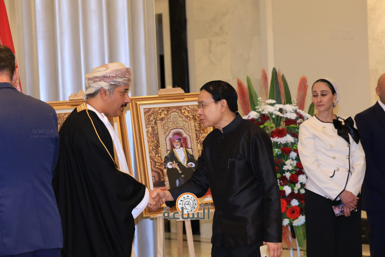 Madar Al-Saa Images 0.807870634048847