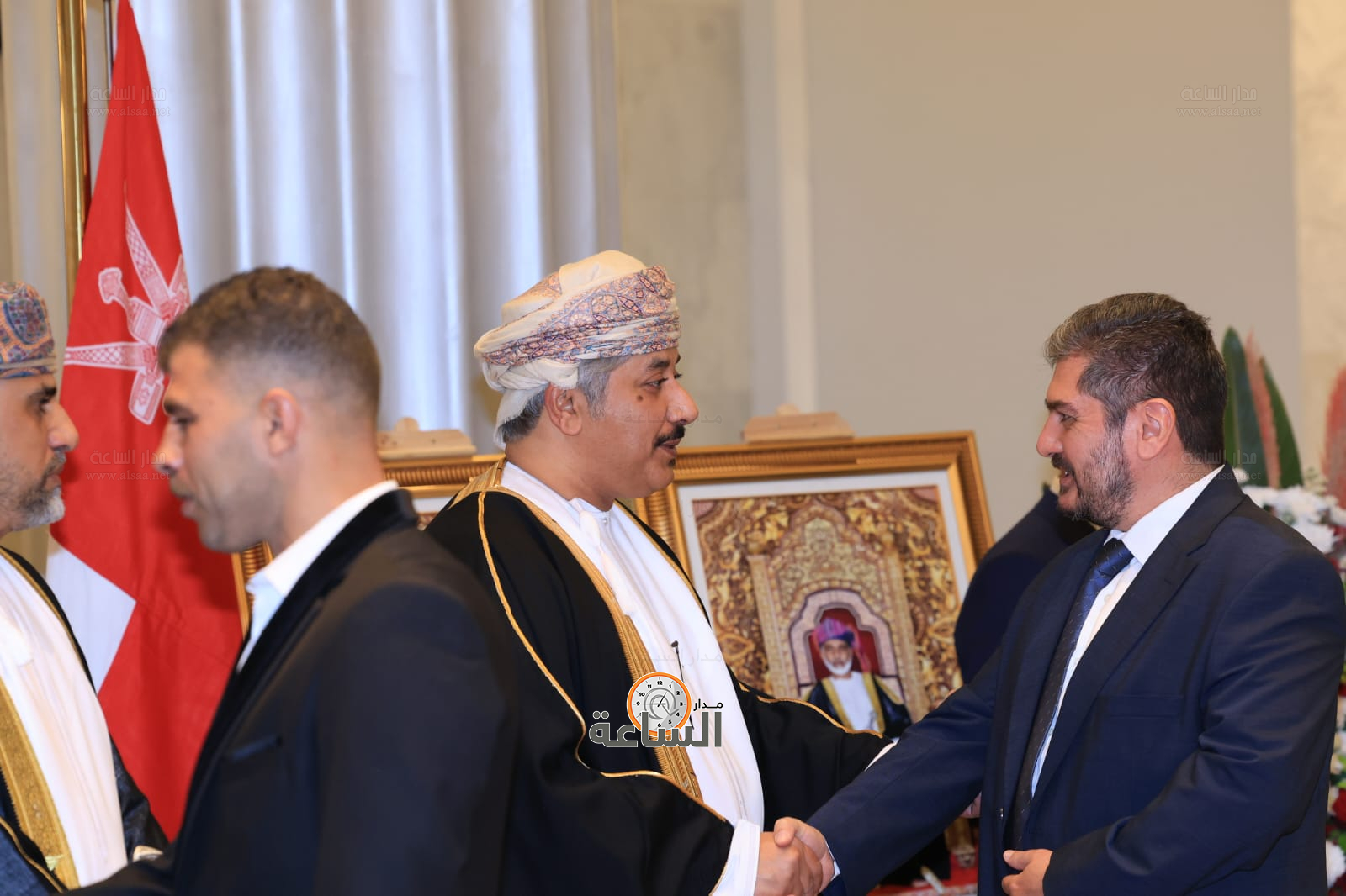 Madar Al-Saa Images 0.28226443303939