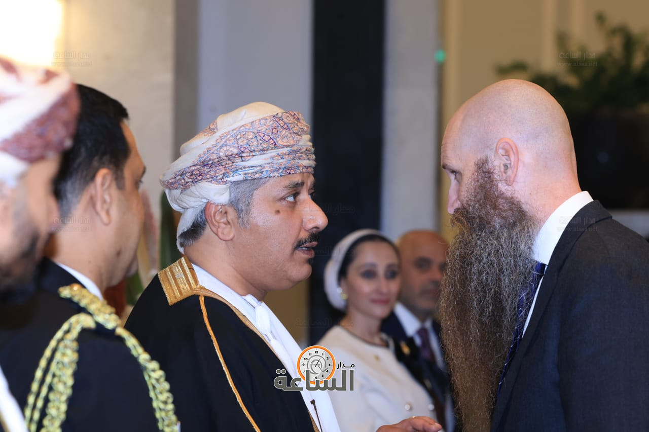 Madar Al-Saa Images 0.37663172924976895