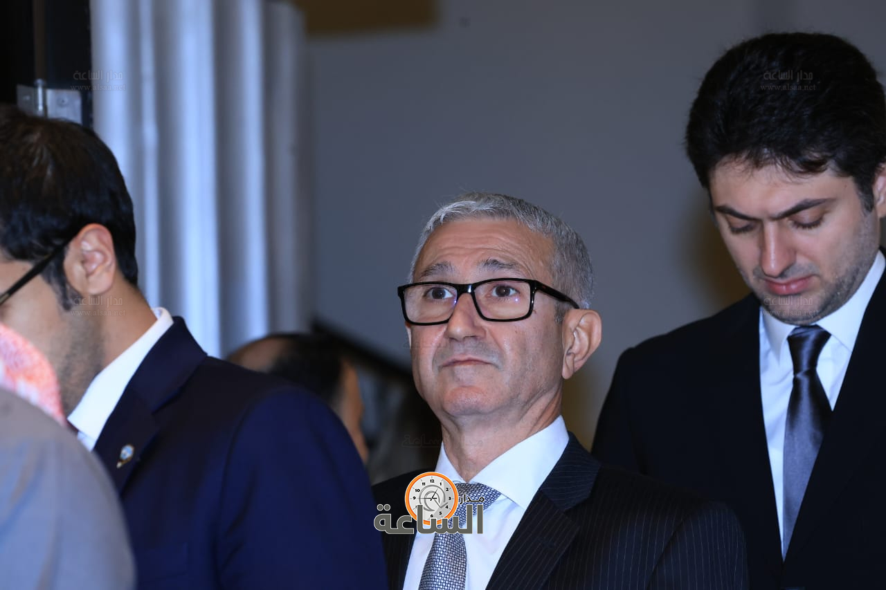 Madar Al-Saa Images 0.3848342277283805