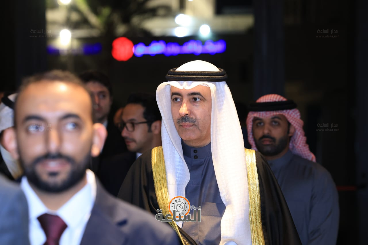 Madar Al-Saa Images 0.3642507310516727