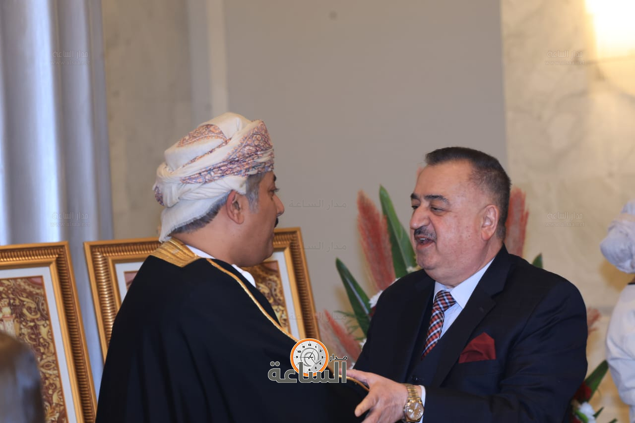 Madar Al-Saa Images 0.718858513194255