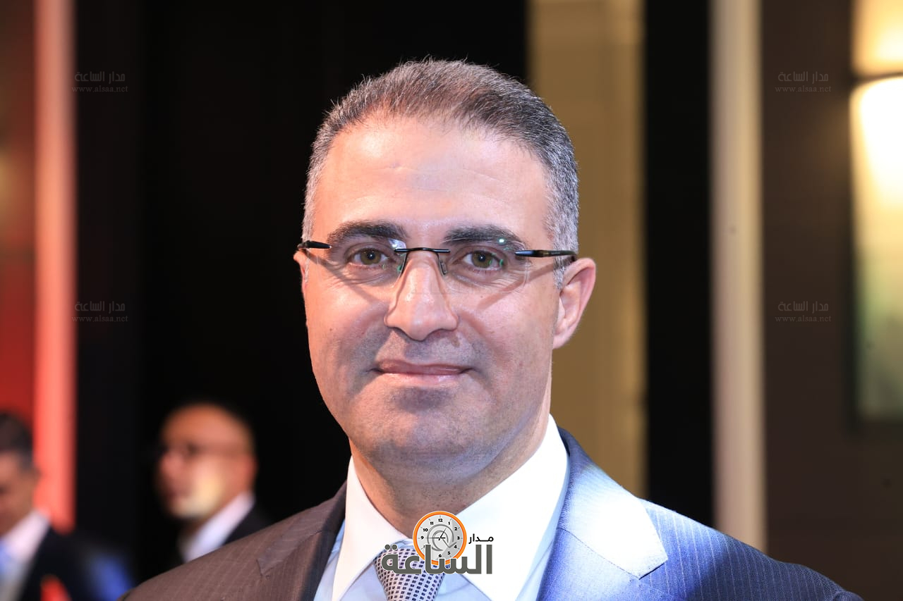 Madar Al-Saa Images 0.6763868260164587