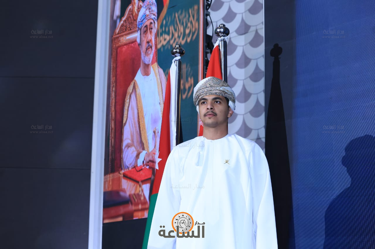 Madar Al-Saa Images 0.42953251617676325