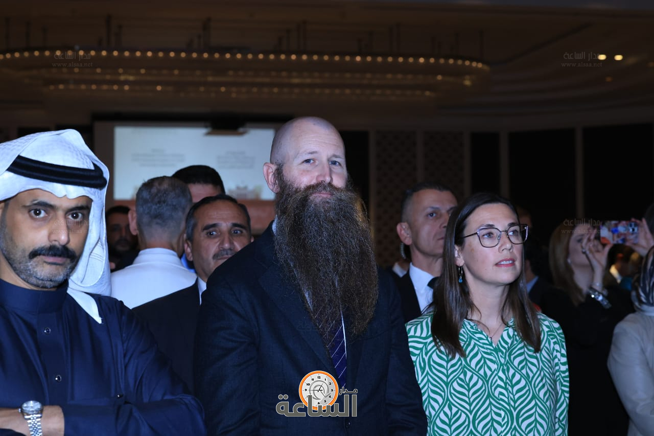 Madar Al-Saa Images 0.33069286220729677