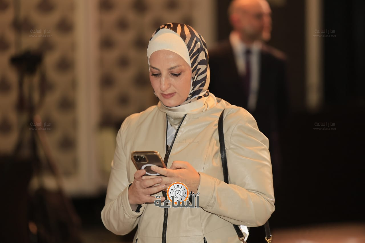 Madar Al-Saa Images 0.007920300247487355