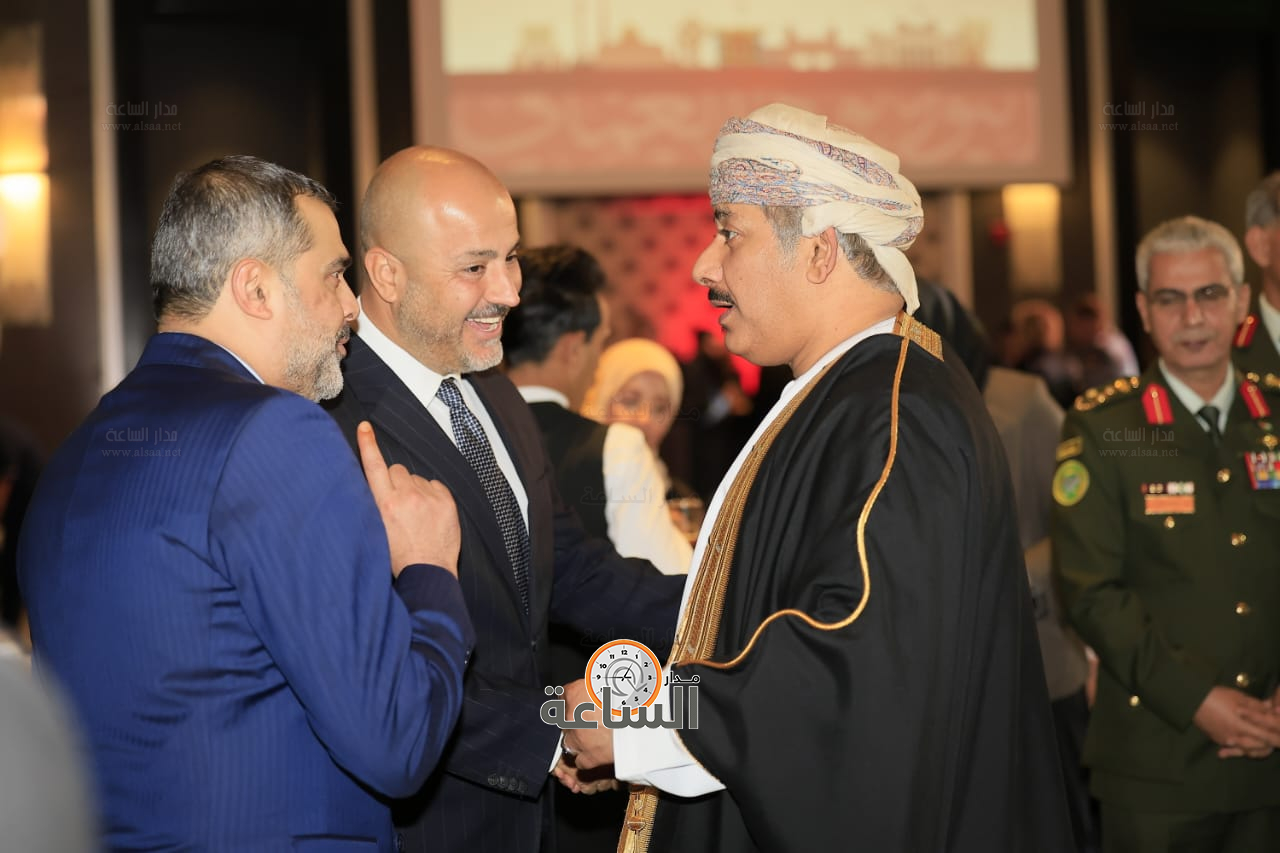 Madar Al-Saa Images 0.7496127459688097