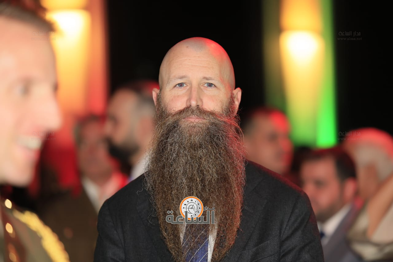 Madar Al-Saa Images 0.09186090433790839