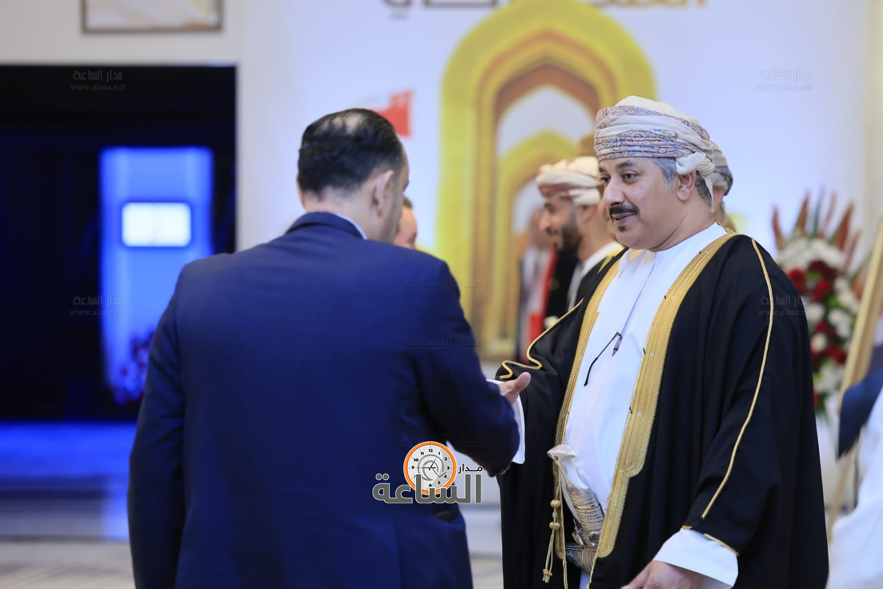 Madar Al-Saa Images 0.45849579600133583