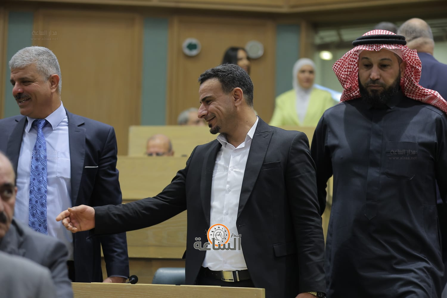 Madar Al-Saa Images 0.2657892360007095