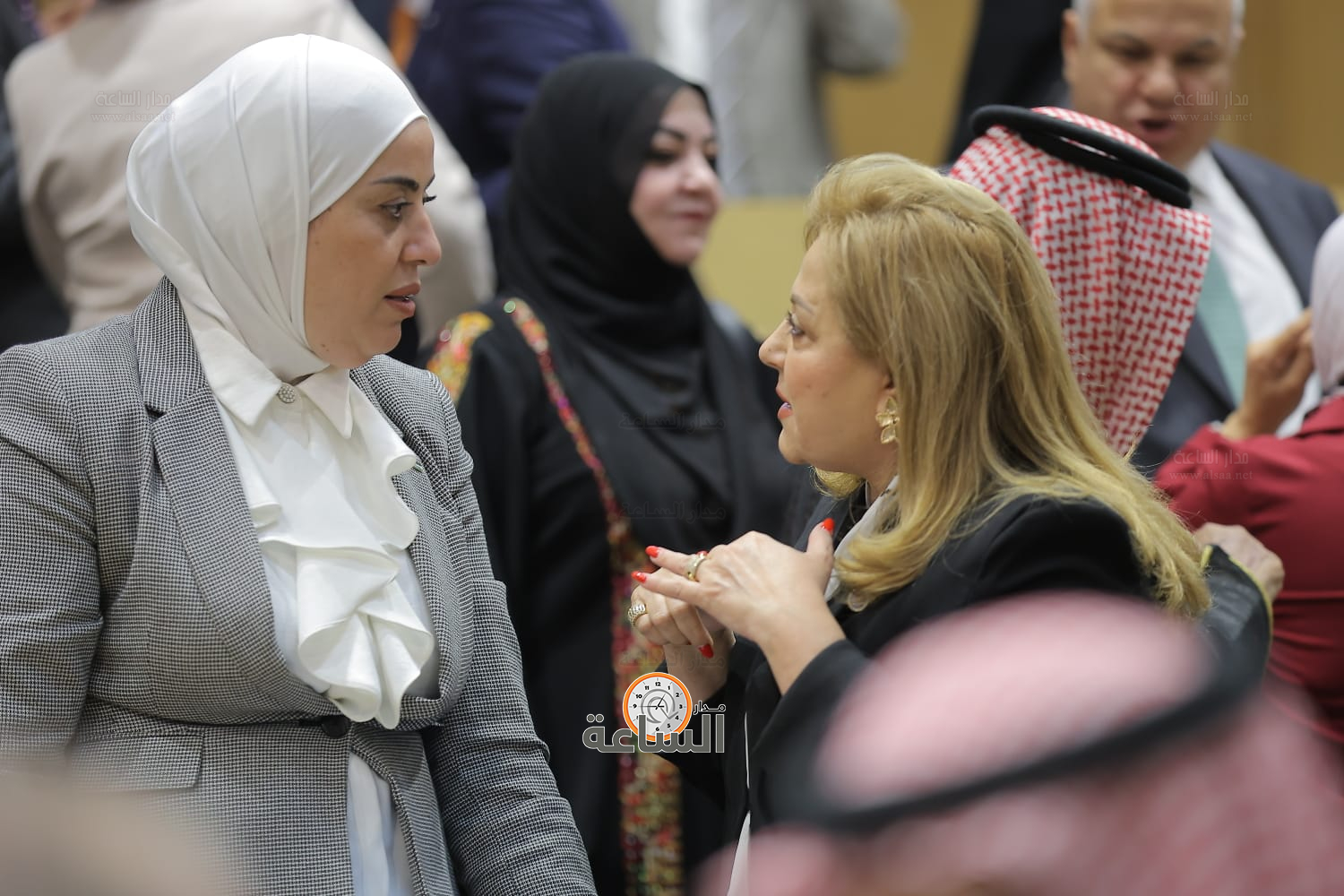 Madar Al-Saa Images 0.8629213350644733