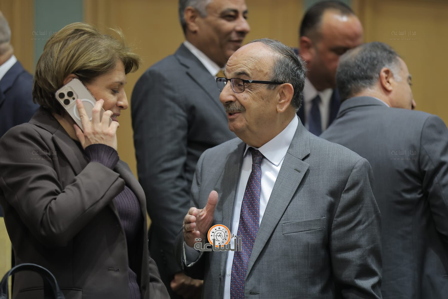 Madar Al-Saa Images 0.36708615188626403