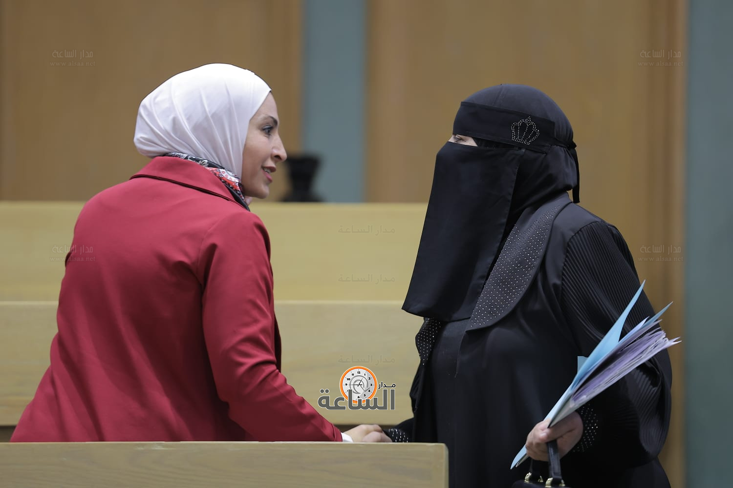 Madar Al-Saa Images 0.5756781445671856