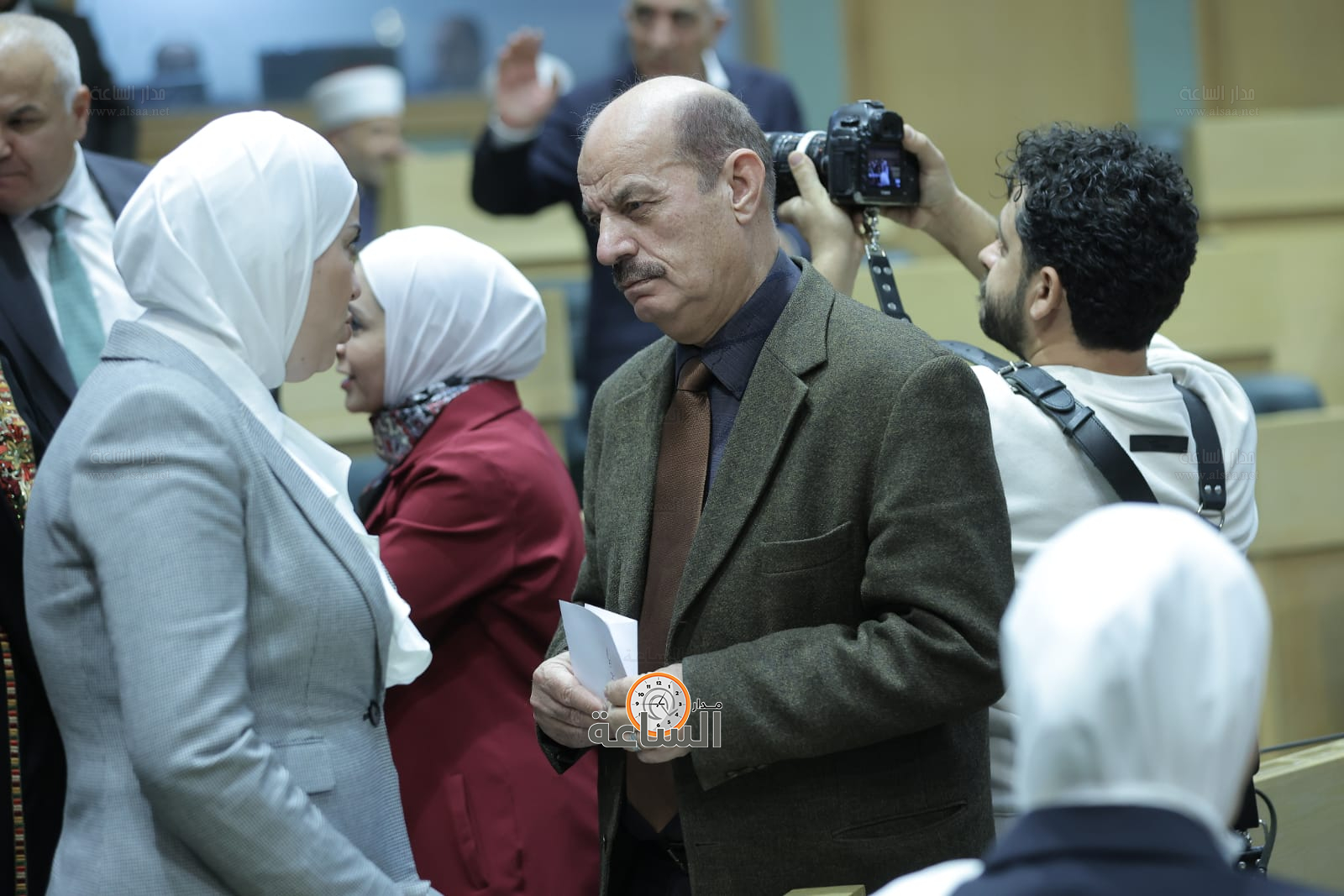 Madar Al-Saa Images 0.9630650611281025