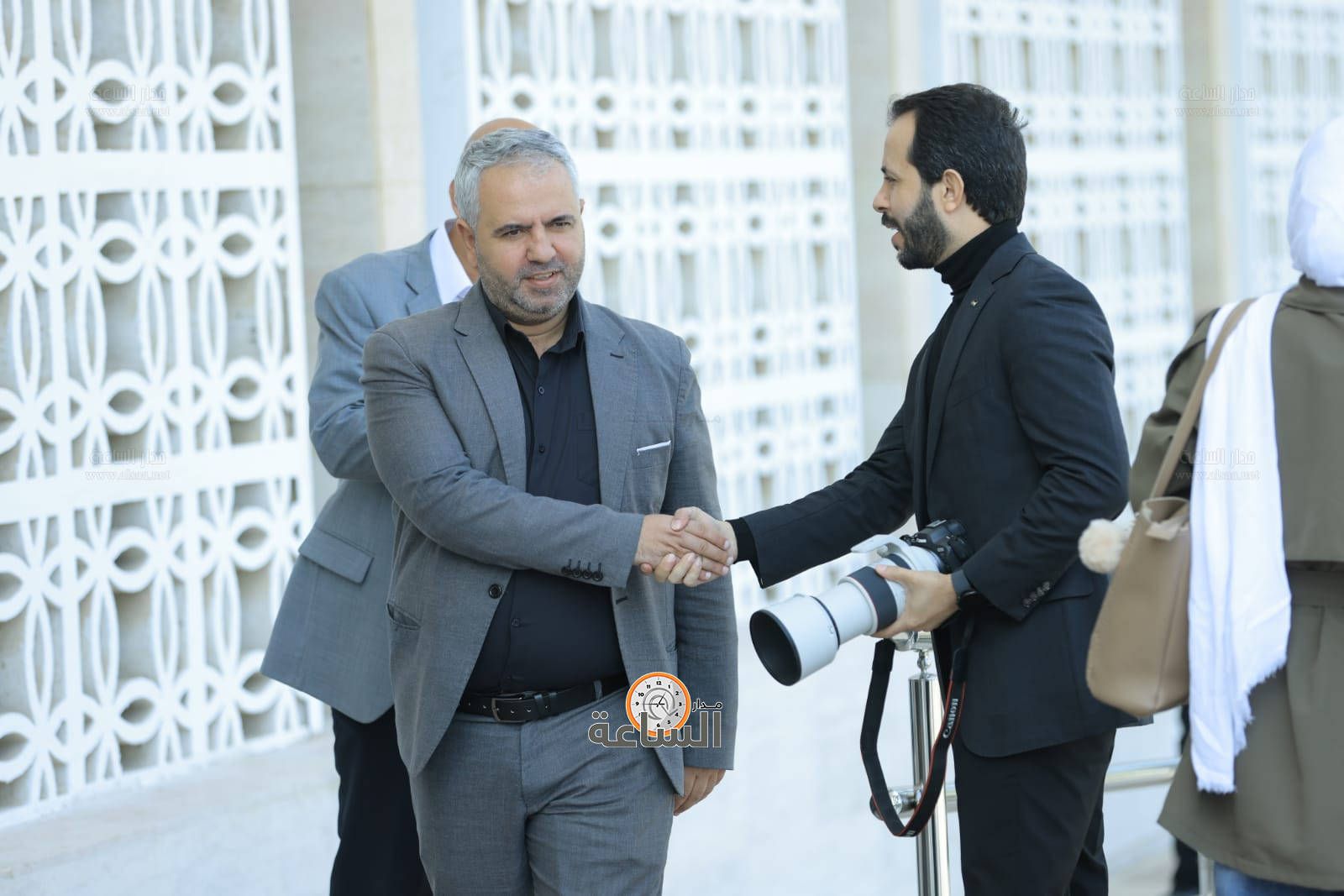 Madar Al-Saa Images 0.5495113021371174