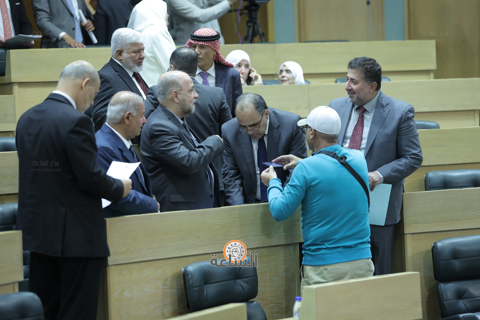 Madar Al-Saa Images 0.2809339801302637