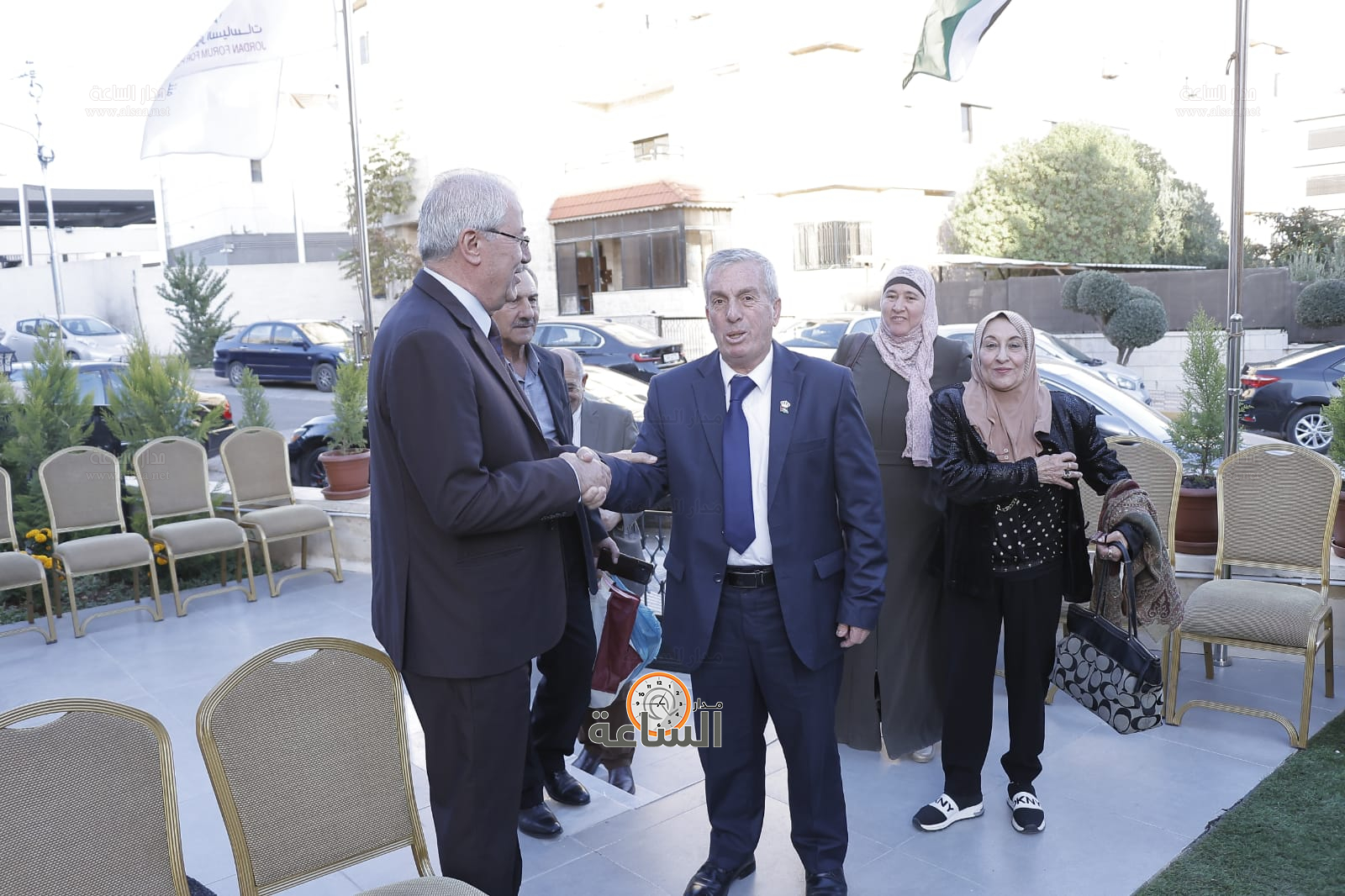 Madar Al-Saa Images 0.8175317273700456