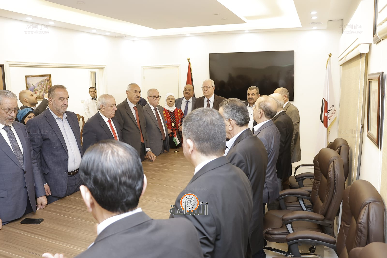 Madar Al-Saa Images 0.5140436283123702