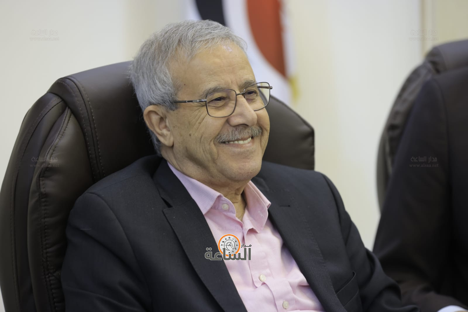 Madar Al-Saa Images 0.2227415260797021