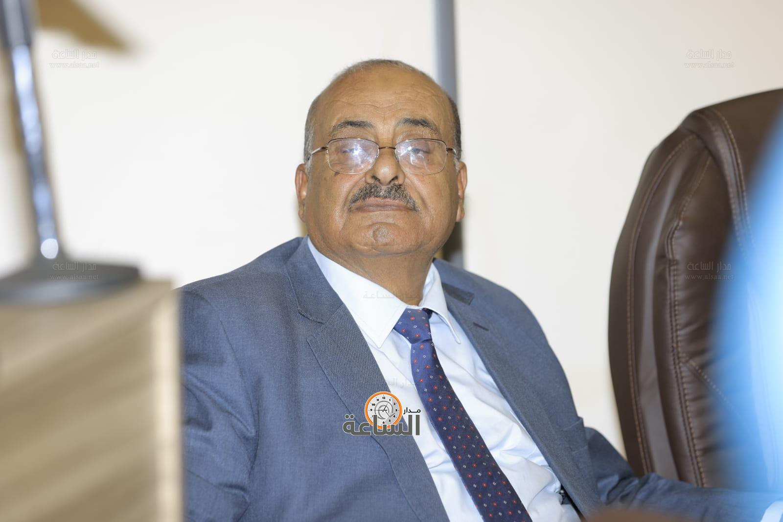 Madar Al-Saa Images 0.38377407908426997