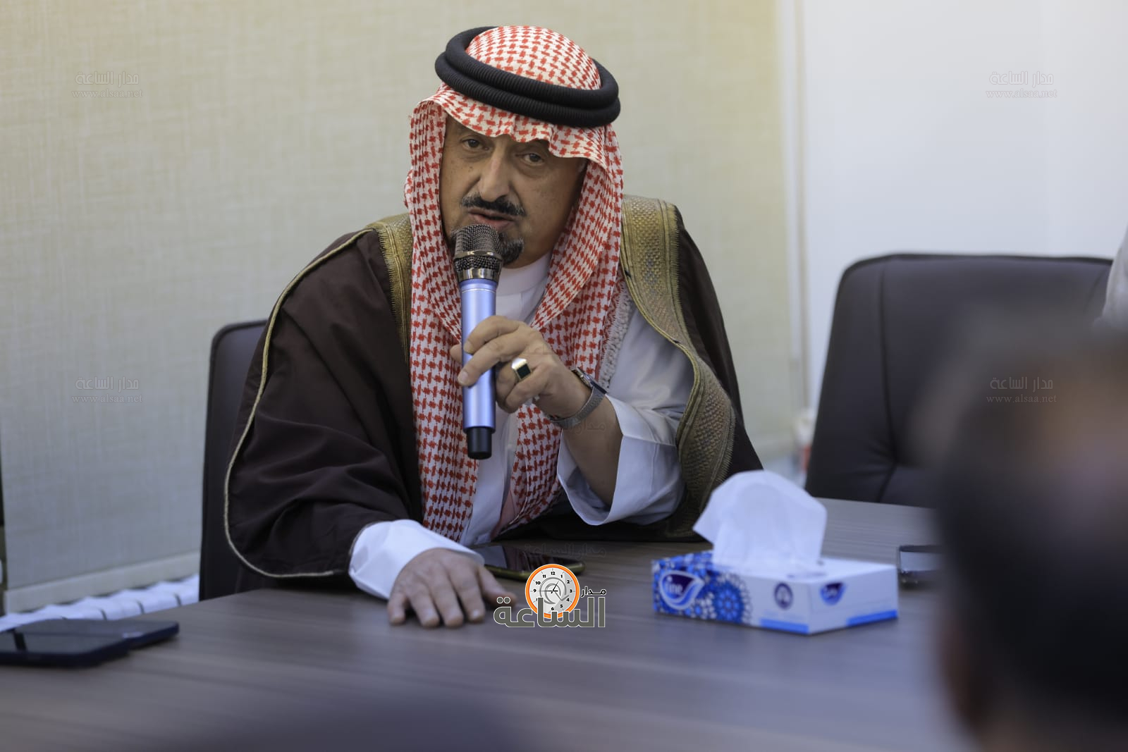 Madar Al-Saa Images 0.6450832377660698