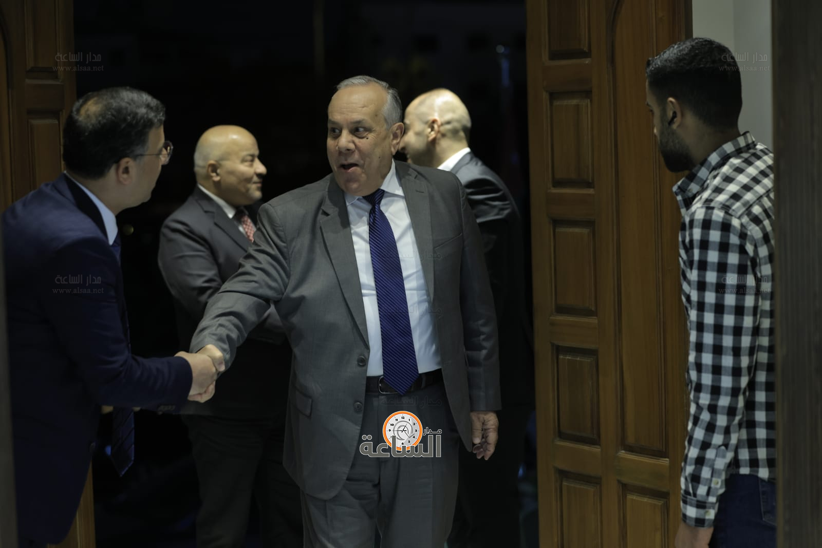 Madar Al-Saa Images 0.7182149719858454