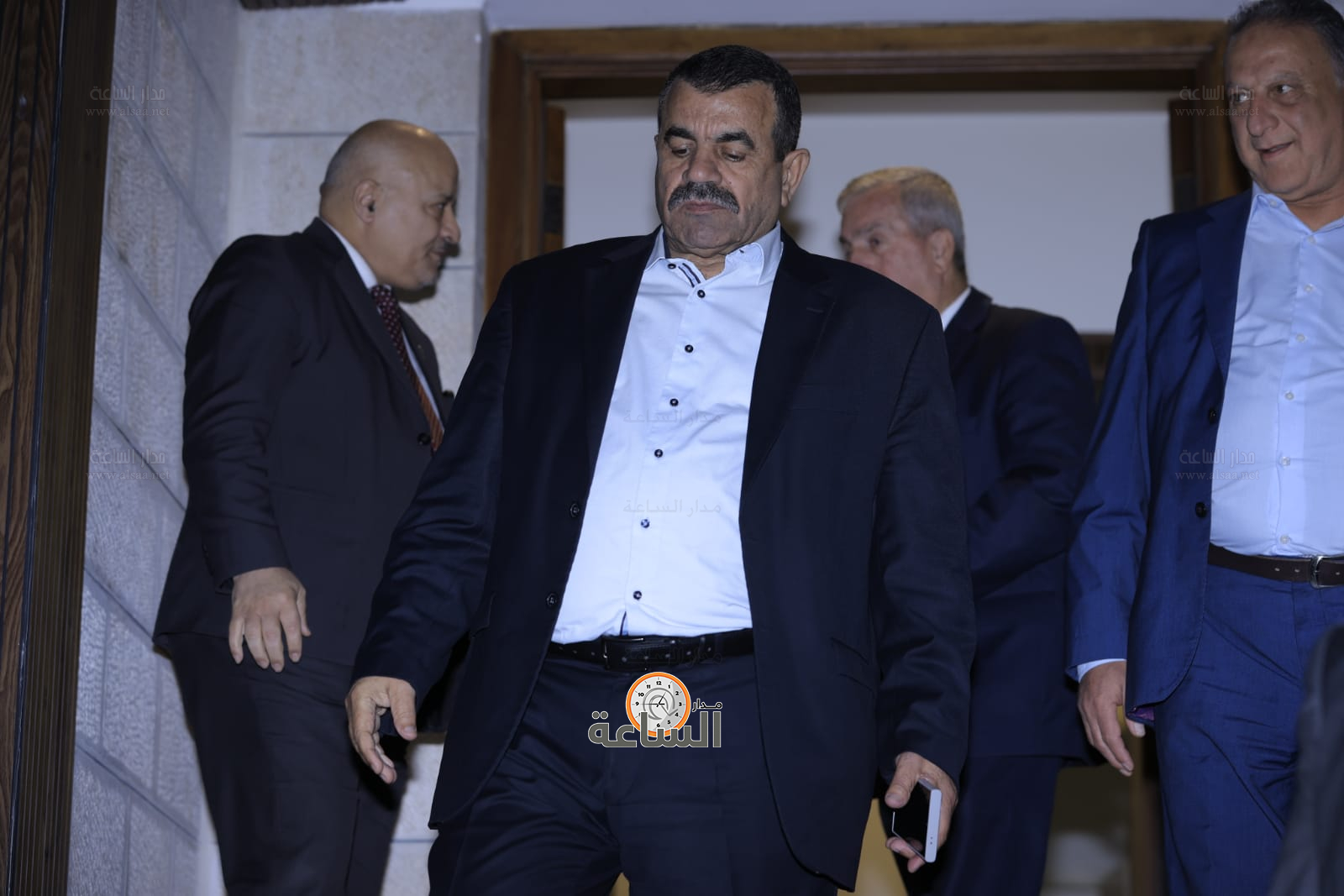 Madar Al-Saa Images 0.3769686102395079