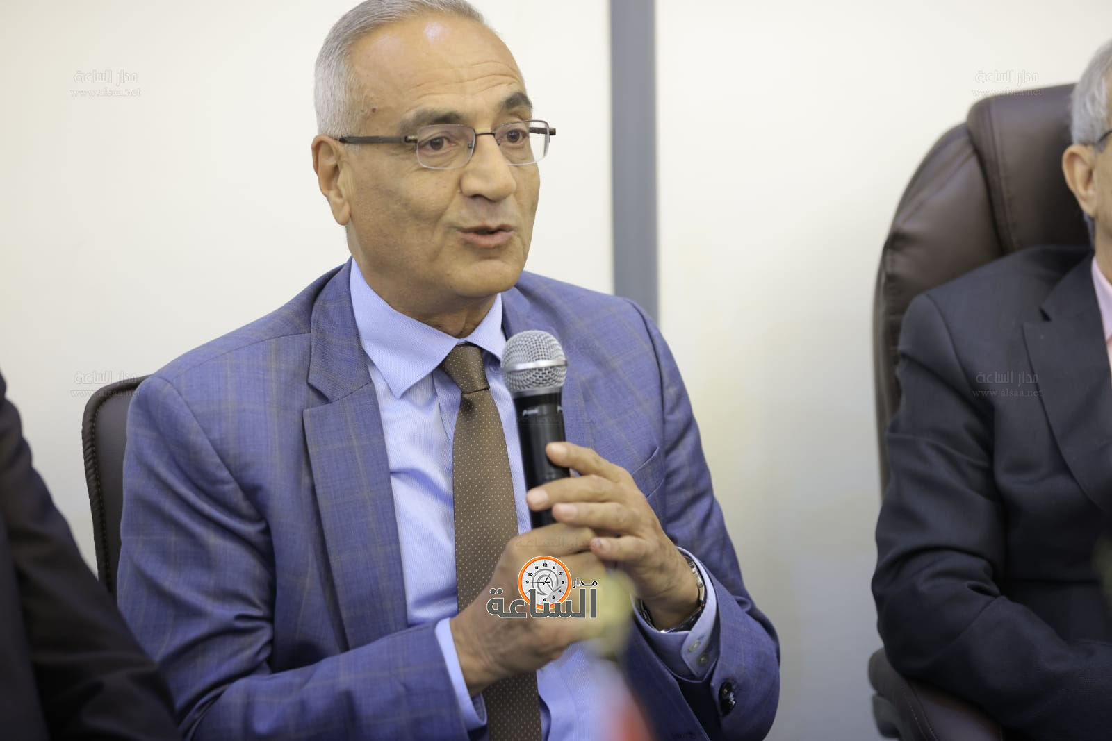 Madar Al-Saa Images 0.11640570314237275