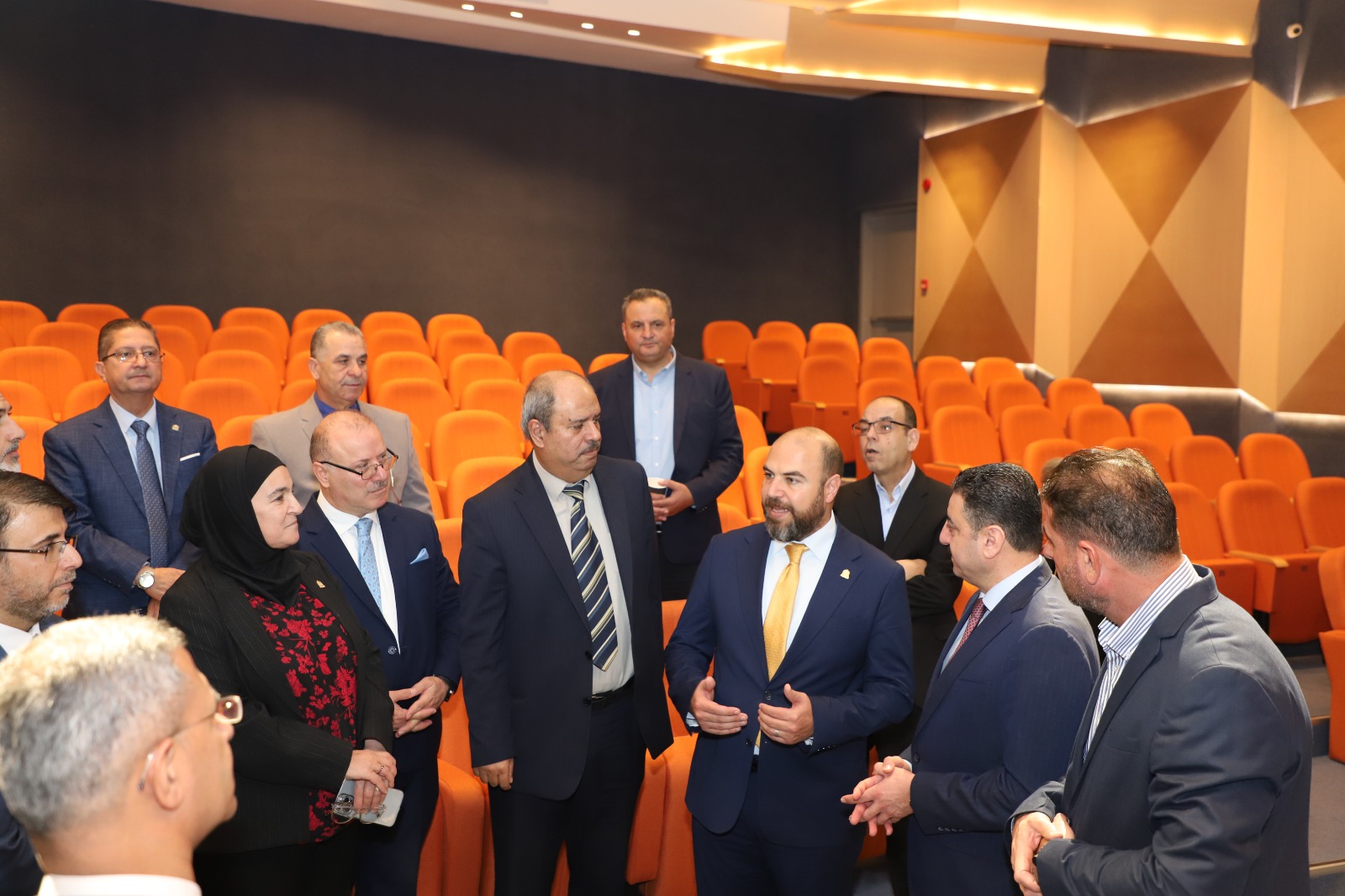 Madar Al-Saa Images 0.5213026606397972