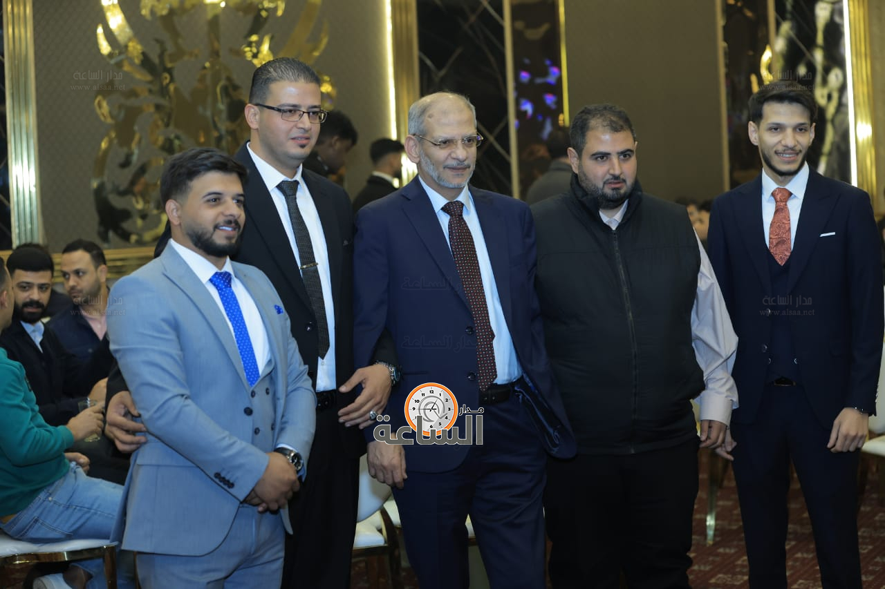 Madar Al-Saa Images 0.9841909165487132