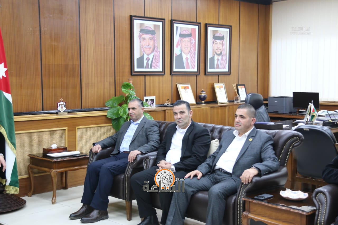 Madar Al-Saa Images 0.7955166284456286