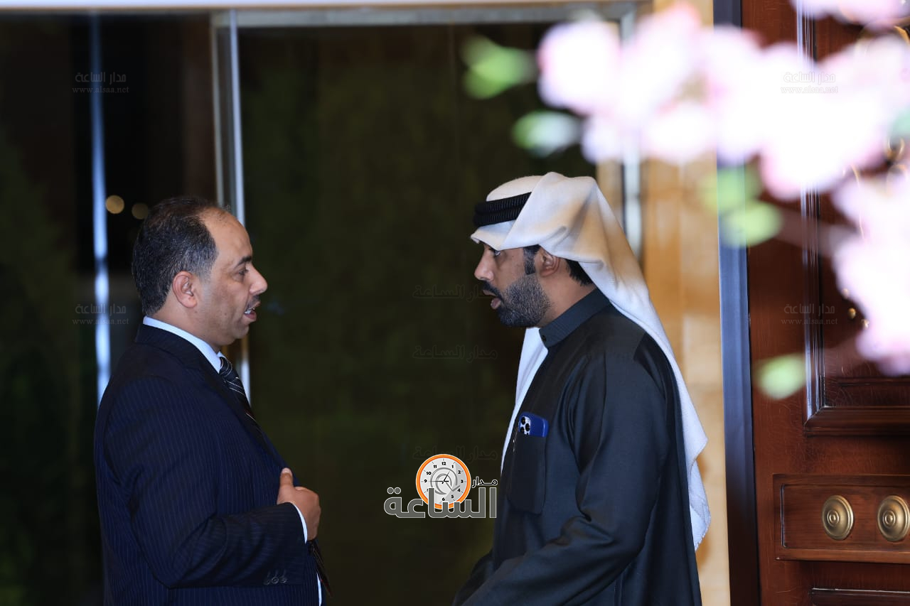 Madar Al-Saa Images 0.34721127797624174