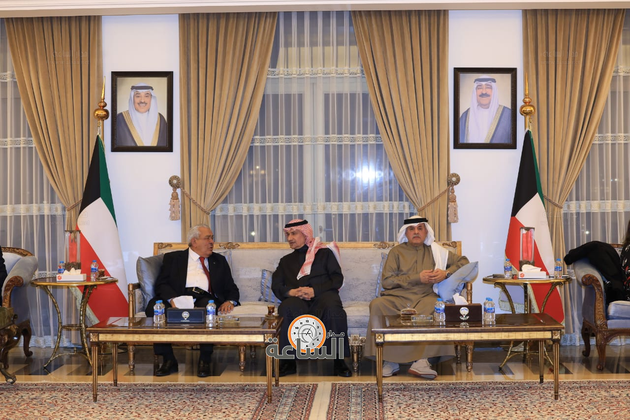 Madar Al-Saa Images 0.36590549020691887