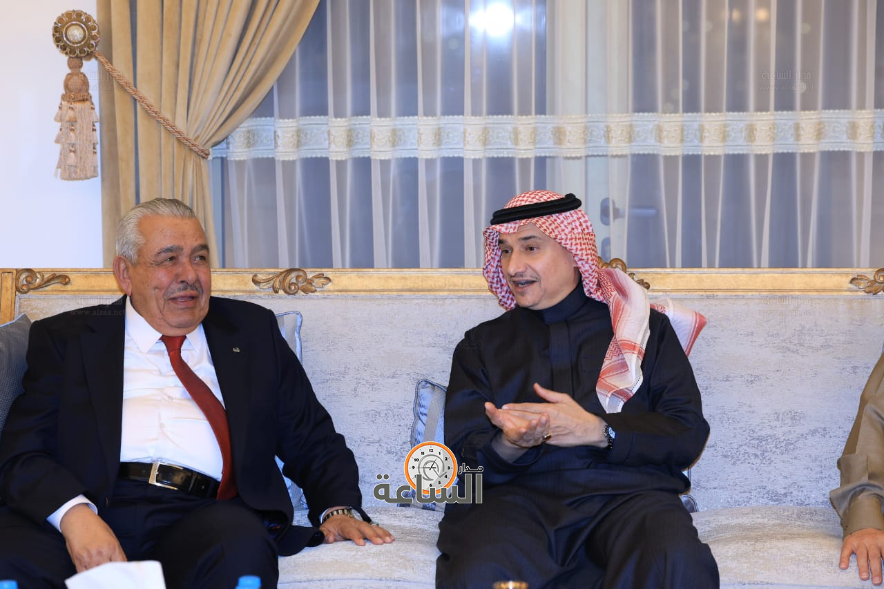 Madar Al-Saa Images 0.42505131769750126