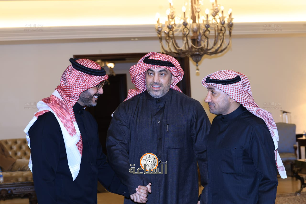 Madar Al-Saa Images 0.16669377599107682