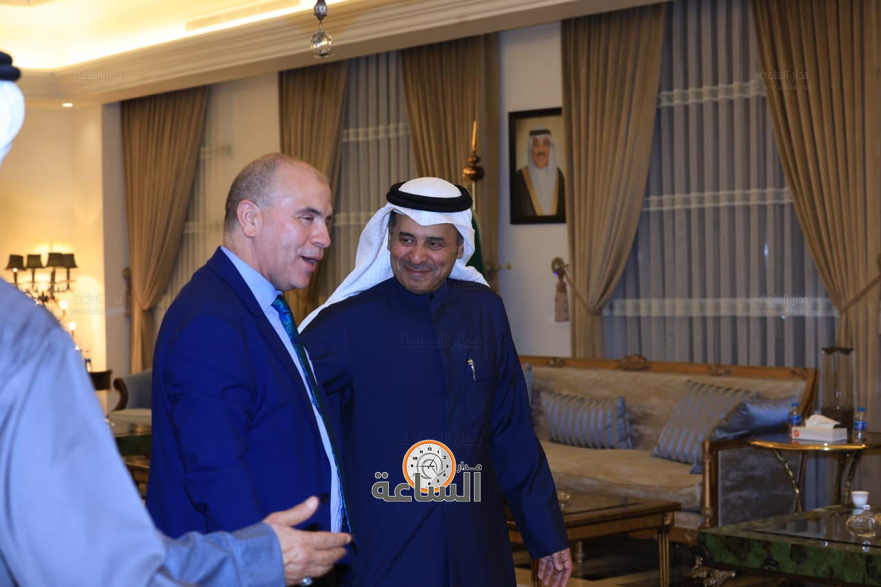 Madar Al-Saa Images 0.8250440441618432