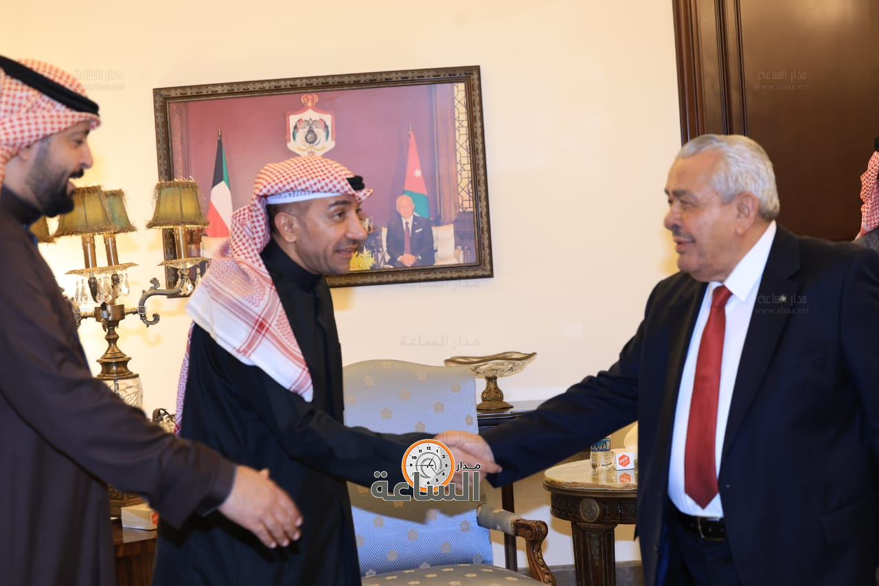 Madar Al-Saa Images 0.6959571080975749