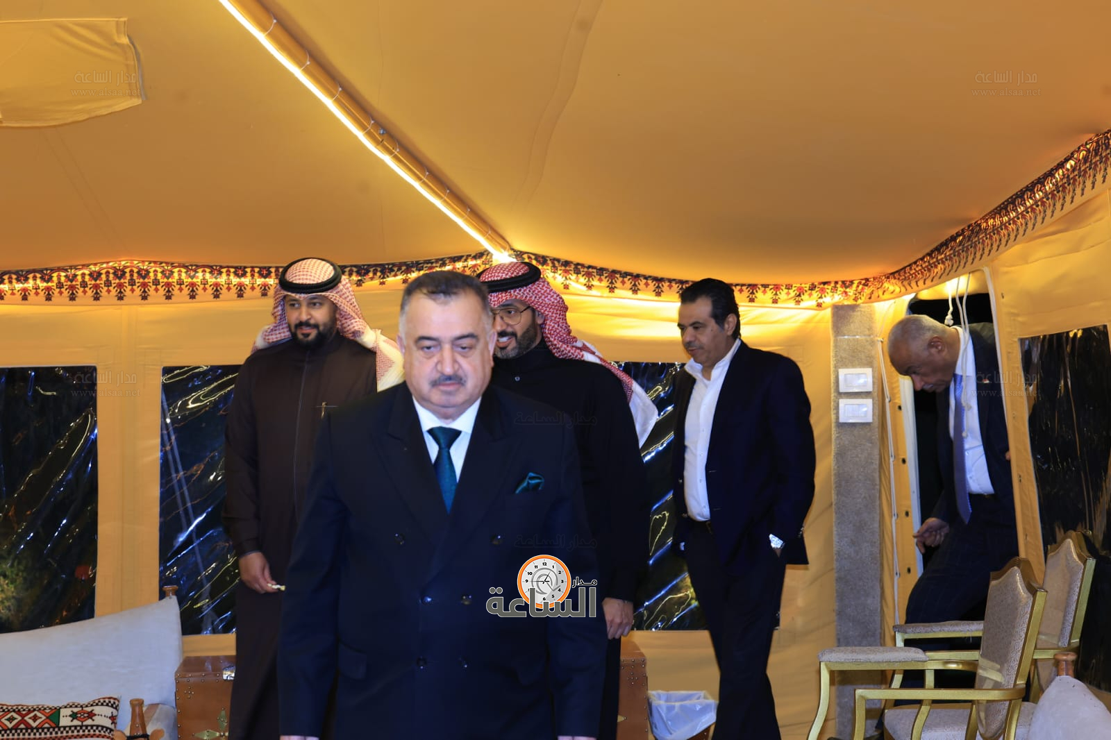 Madar Al-Saa Images 0.8958154664698426