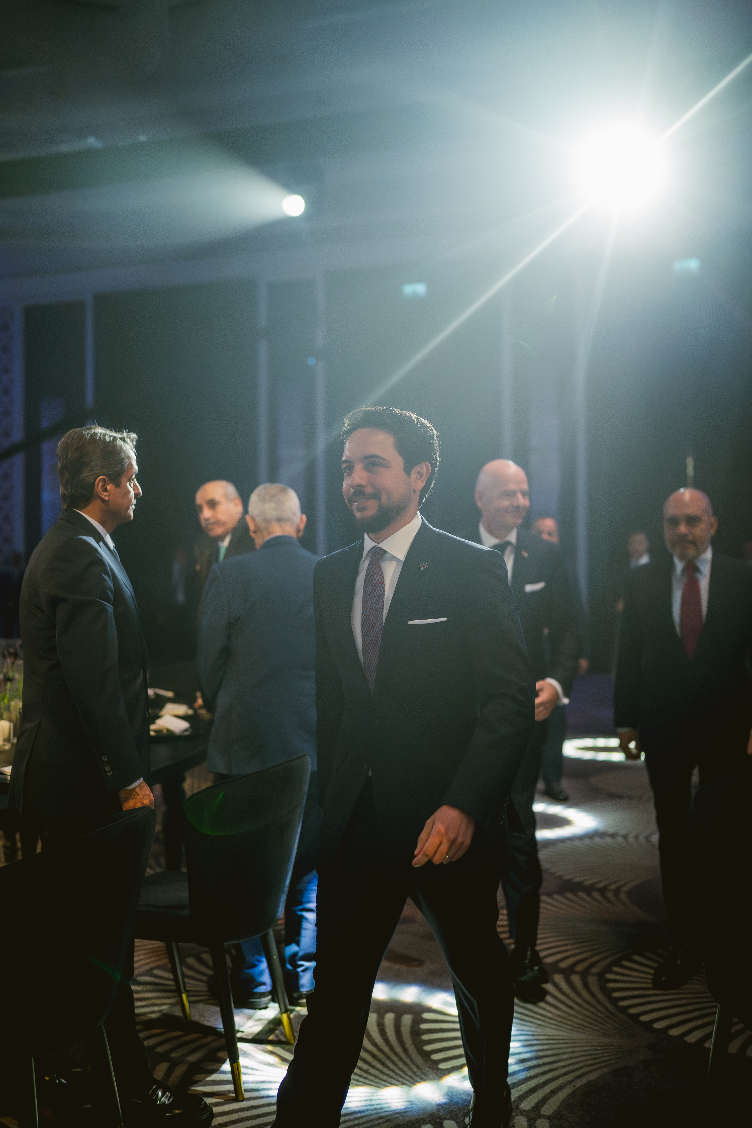 Madar Al-Saa Images 0.3960037620618132